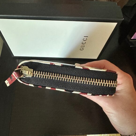 Gucci Tan Leather Betty Shanghai Zip Around Wallet - EUC - Picture 4 of 9